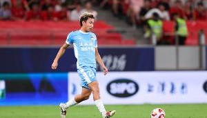 河南球员黄锐烽完成中国顶级联赛100场里程碑，99年龄段第5人