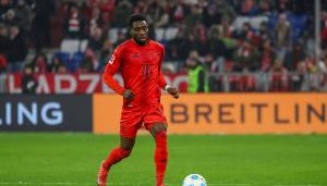 记者：戴维斯和伊藤洋辉已回拜仁继续复健，戴维斯恢复进展很顺利